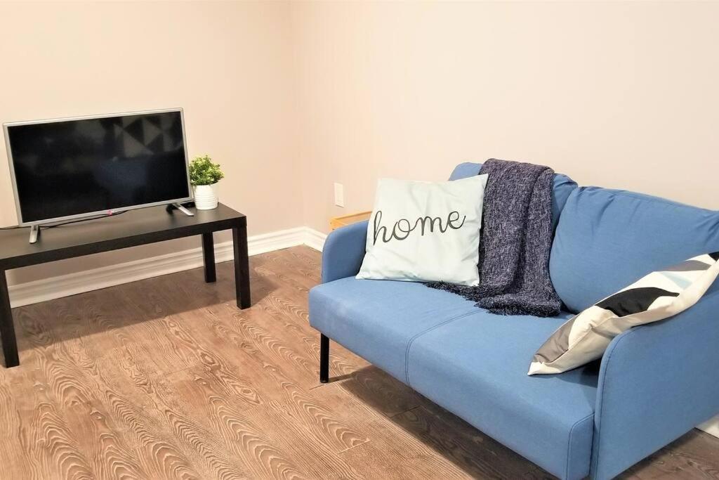 Apartment Charming Studio With Parking, Netflix, Full Kitchen - Close To Algonquin College *